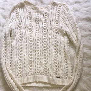 HOLLISTER WHITE KNIT SWEATER